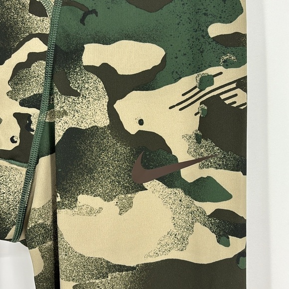 Nike PRO Dri-FIT 3/4 Tight Fit Leggings in Camouflage Men’s Size Large - EUC! - Picture 6 of 12